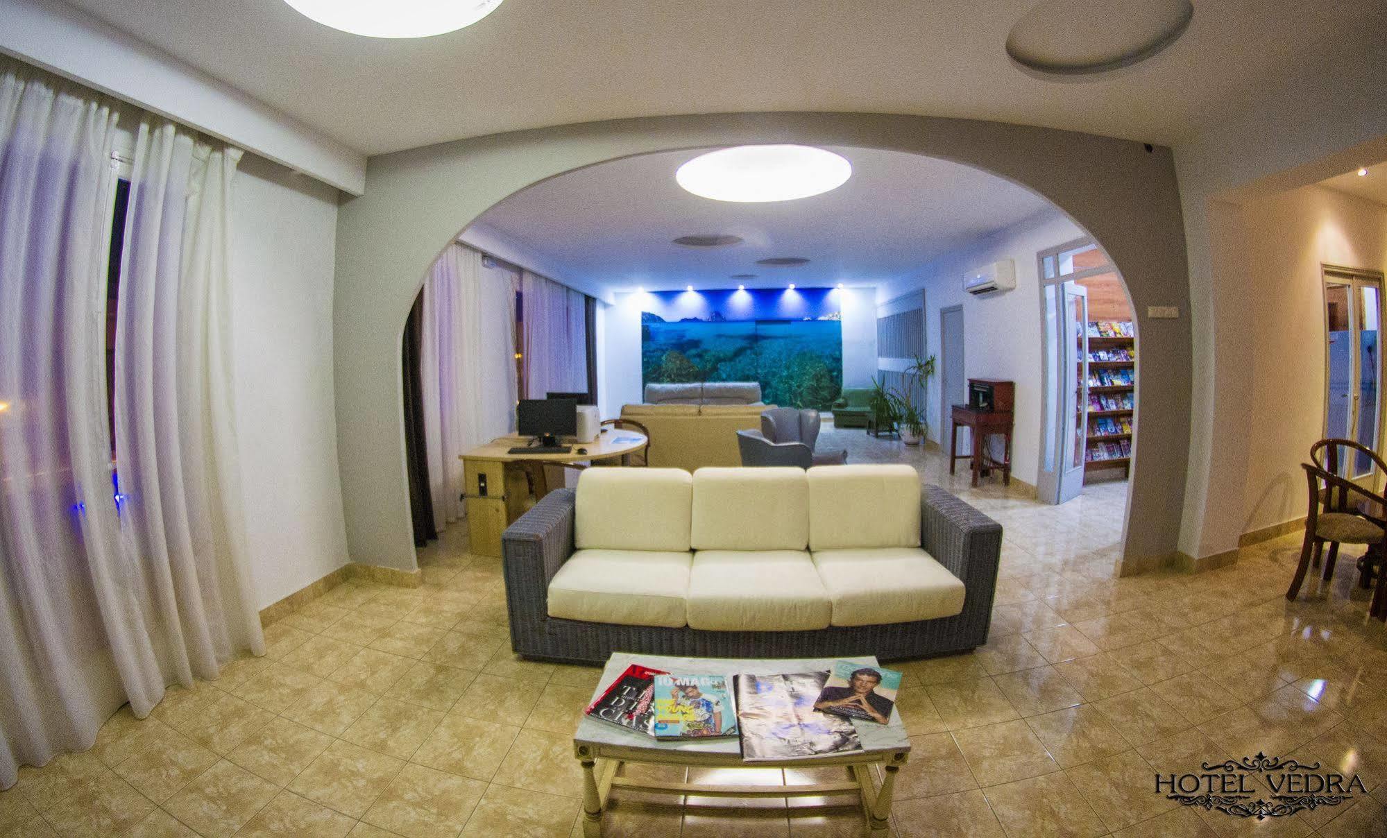Hotel Vedra Σαν Αντόνιο Εξωτερικό φωτογραφία